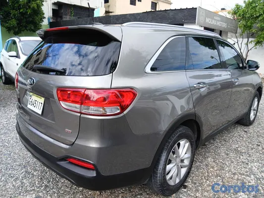 jeepetas y camionetas - JEEPETA KIA SORENTO 2017 GRIS AMERICANA, UN SOLO D 8