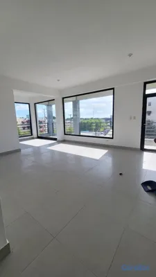 oficinas y locales comerciales - Local en alquiler en Jardines del Arroyo Jacobo Ma 11