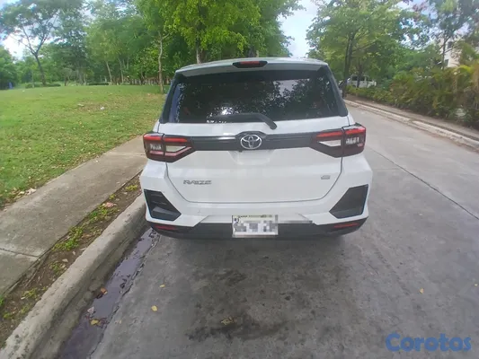 jeepetas y camionetas - VENTA DE TOYOTA RIZE 2024. COLOR BLANCO PERLA 2