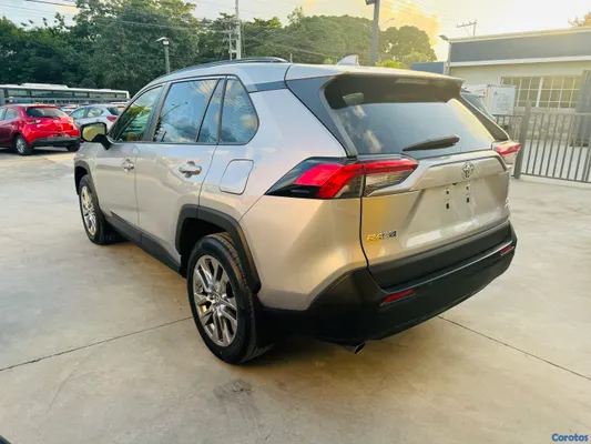 jeepetas y camionetas - Toyota Rav4 Le 2019 4x4 ✅ CLEAN CARFAX  4