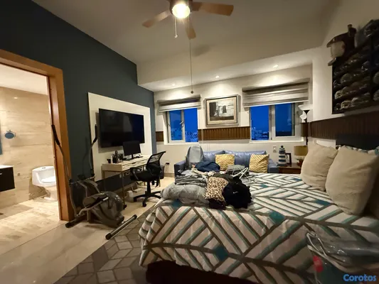 apartamentos - Los Casicasgos tres hab con baños ,Amplio apto Serca del súpermercado Bravo 6