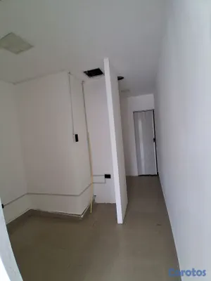 oficinas y locales comerciales - 🔵 Alquilo local 2do   piso 27 mts en Julieta 
 3