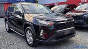 jeepetas y camionetas - 2021 Toyota RAV4 XLE plus 
tengo año 23 y 24 disponible también 
