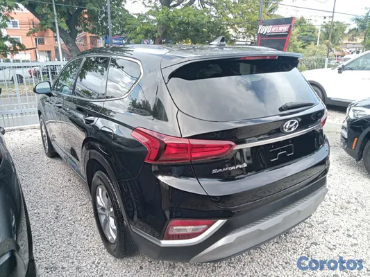 jeepetas y camionetas - Hyundai santa fe 2020 5