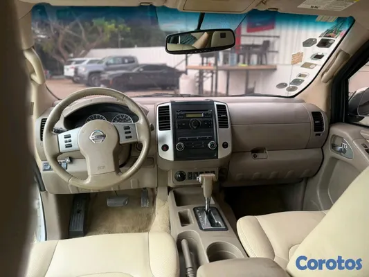 jeepetas y camionetas - Nissan frontier sl 2012 6