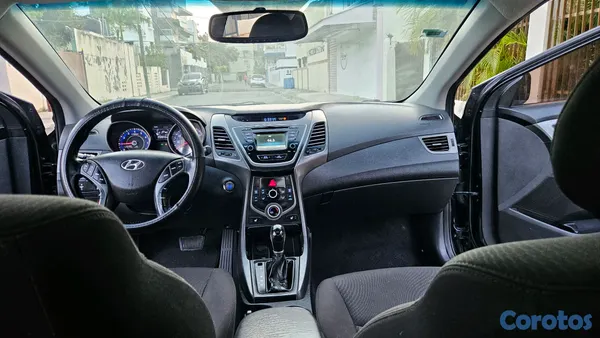 carros - hyundai elantra 2016 doch 11