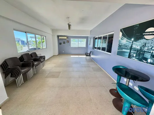apartamentos - Alquilo Penthouse en Evaristo Morales ju 9