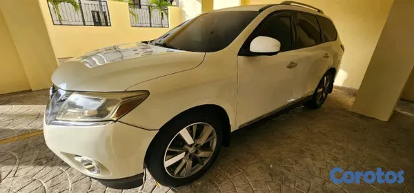 jeepetas y camionetas - Nissan patfinder platinum 2015 2