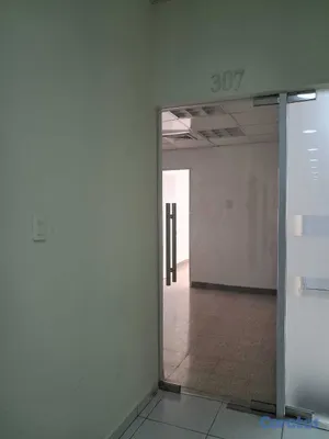 oficinas y locales comerciales - Alquilo Local 65 mts  3er piso para oficina en la  11