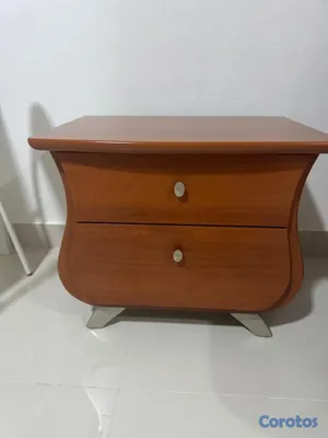 muebles y colchones - Hermoso Gavetero importado con su mesita de noche.  2