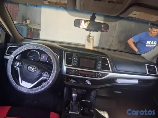 jeepetas y camionetas - vendo Toyota Highlander 2015 por motivo de superación  6