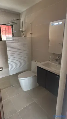 casas - se alquila una hermosa  casa cerca de la avenida España  3