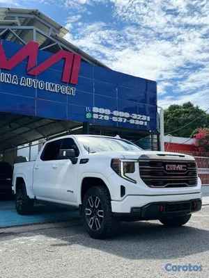 jeepetas y camionetas - 2022 GMC Sierra 1500 AT4 2