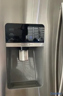 electrodomesticos - Nevera Samsung de 3 puertas con dispensador de agua 8