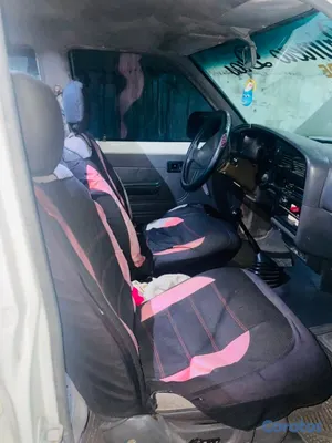 jeepetas y camionetas - vendo camioneta Toyota hilux  pecio $395 negociable  6