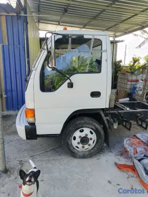 jeepetas y camionetas - isuzu todo su papeles al día de oportunidad negociable solo interesado todo clin 2