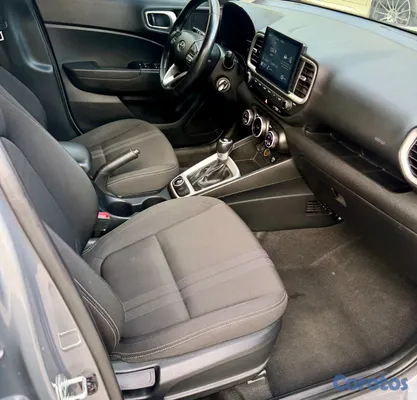 jeepetas y camionetas - Hyundai Venue SE 2021 8