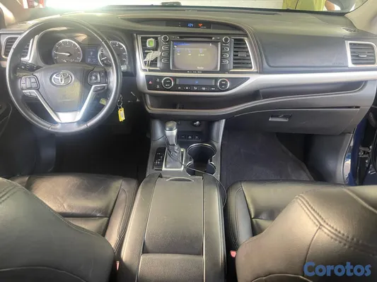 jeepetas y camionetas - Se vende Toyota Highlander 2016 10
