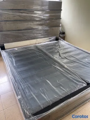 muebles y colchones -  Se vende Cama King moderno de ILUMEL con luces led - colchón 2