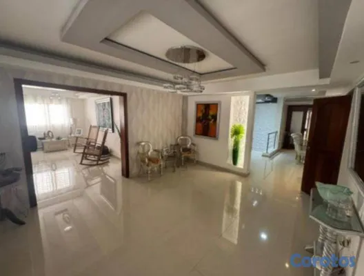 apartamentos - Primer nivel con patio 4 habitaciones en venta en  12