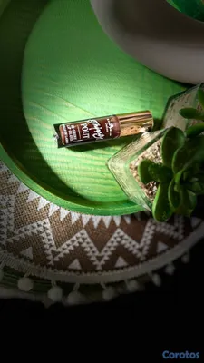 salud y belleza - Brillos de Labios marca Elf e Italia deluxe 9
