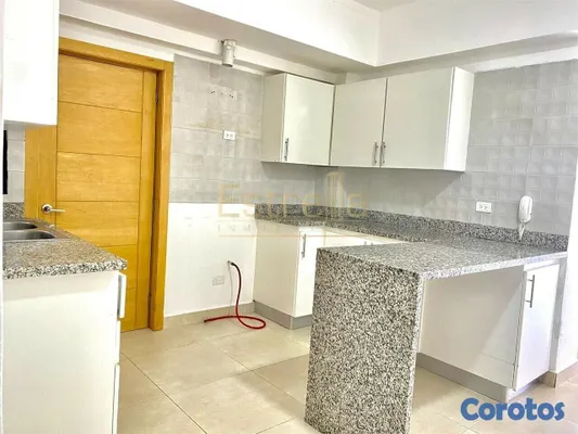 apartamentos - Apartamento en alquiler (140mt2) de 3 habitaciones en el sector Evaristo Morales 5