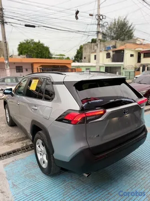 jeepetas y camionetas - Toyota RAV4 2021 XLE Hybrid  4
