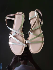 Sandalias