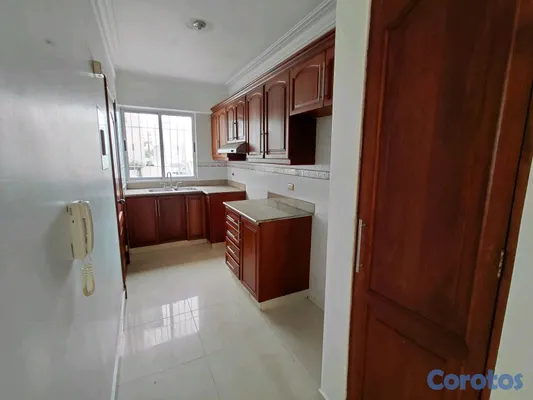 apartamentos -  Apartamento de 136 m² en Mirador Norte |  Cómodos, Ascensor y Parqueos Techados 9