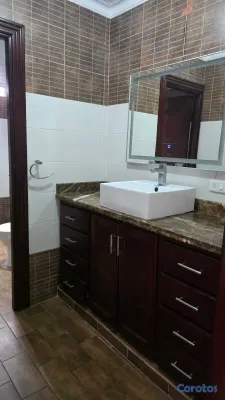 apartamentos - ANACAONA AMPLIO APARTAMENTO 220 MTS CON LÍNEA BLANCA Y EXCELENTE ILUMINACIÓN 6