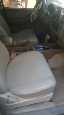 jeepetas y camionetas - Se vende nizzan navara 2009 en perfecto estado 5