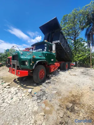 camiones y vehiculos pesados - ¡OPORTUNIDAD MACK DM690S VOLTEO (18 metros)! 2
