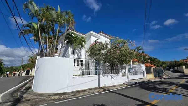 casas - Casa de 3 habitaciones 3 baños en venta en Altos d 11