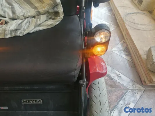 Salud y Equipamiento Médico - Silla Electrica traída desde Alemania. 5