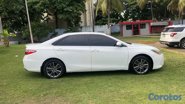 carros - Toyota Camry SE 2017 5
