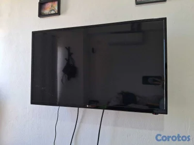 Televisor Nikkei de 32pulgadas. Como nuevo. RD$10,