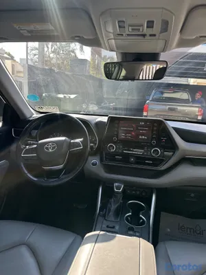 jeepetas y camionetas - TOYOTA HIGHLANDER XLE 2021 11