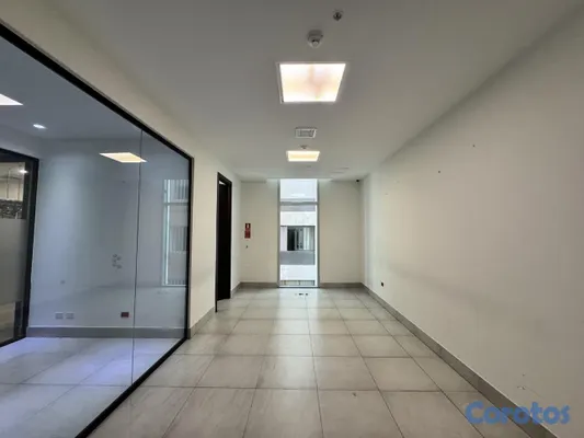 oficinas y locales comerciales - Oficina corporativa Clase A adecuada 200 m² en Alquiler Piantini, Santo Domingo 6