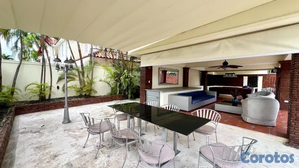 casas - Casa en venta de 3 habitaciones con piscina en Altos de Arroyo Hondo III 9
