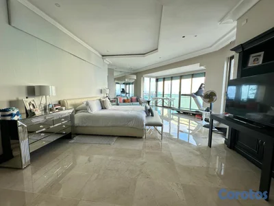 PENTHOUSE DE LUJO EN MALECÓN CENTER – VISTA AL MAR
