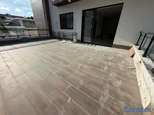apartamentos - vendo renacimiento segunda con terraza tres habitaciones 2.5 baños dos parqueos  5