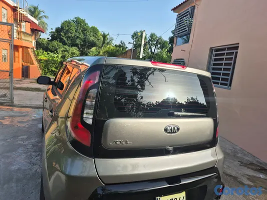 jeepetas y camionetas - lo vendo muy buena condiciones llamen solo interesado.. 3