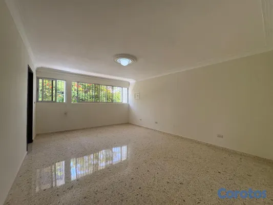 casas - Casa en venta en excelente ubicación de los Cacicazgos 8