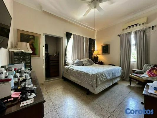 apartamentos - Apartamento en venta (180mts2) de 3 habitaciones, ubicado en Los Cacicazgos 5