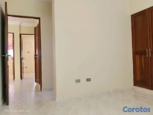 apartamentos - Av.Indep. 3 habitaciones. 2 baños. 2 parqueo abiertos

 17