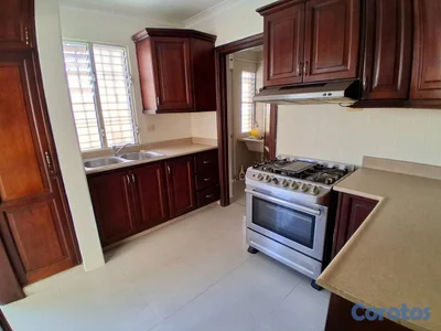 Apartamento de 3 habitaciones en venta en El Millo