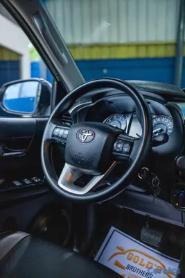 jeepetas y camionetas - Toyota Hilux 4x4 2025 9