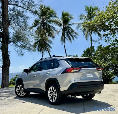 jeepetas y camionetas - Toyota RAV4 2025 XLE Premium 8