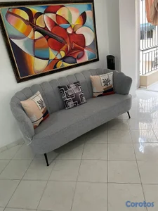  mueble para sala de tres plazas. 10,000