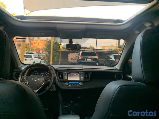 jeepetas y camionetas - TOYOTA RAV4 2016 XLE 7